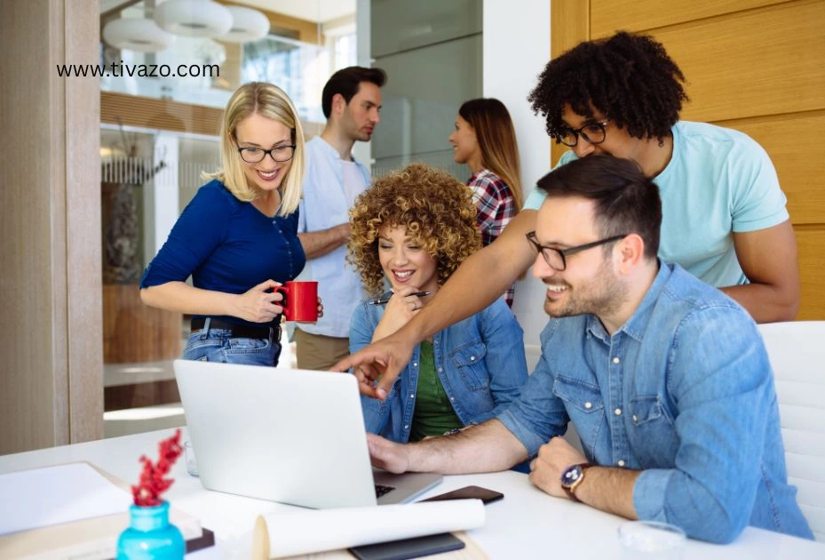 A picture showing "Communicate Effectively