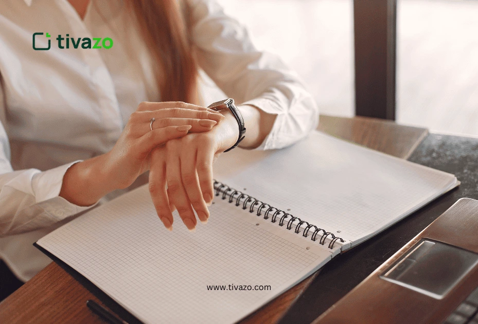 a girl managing a time in new york